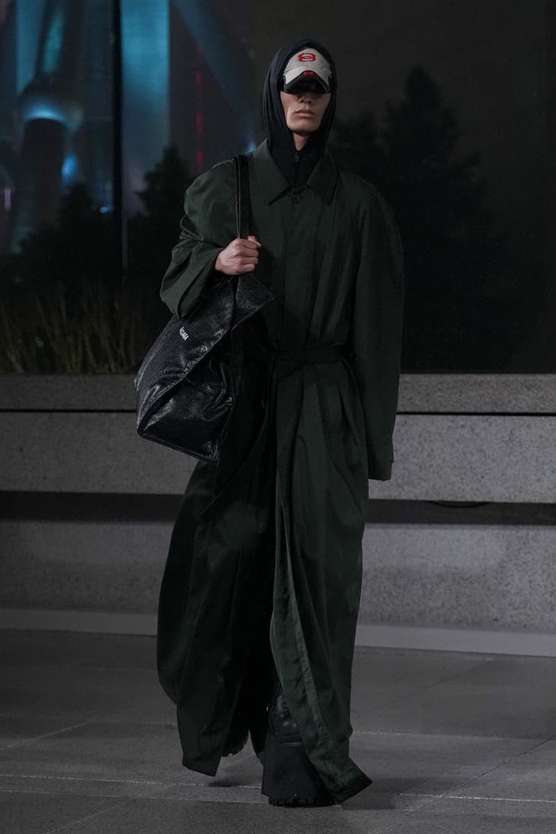 발렌시아가 2025 봄 컬렉션 공개, balenciaga, balenciaga 2025 spring, shanghai, 상하이 발렌시아가, 발렌시아가 쇼, 발렌시아가 컬렉션