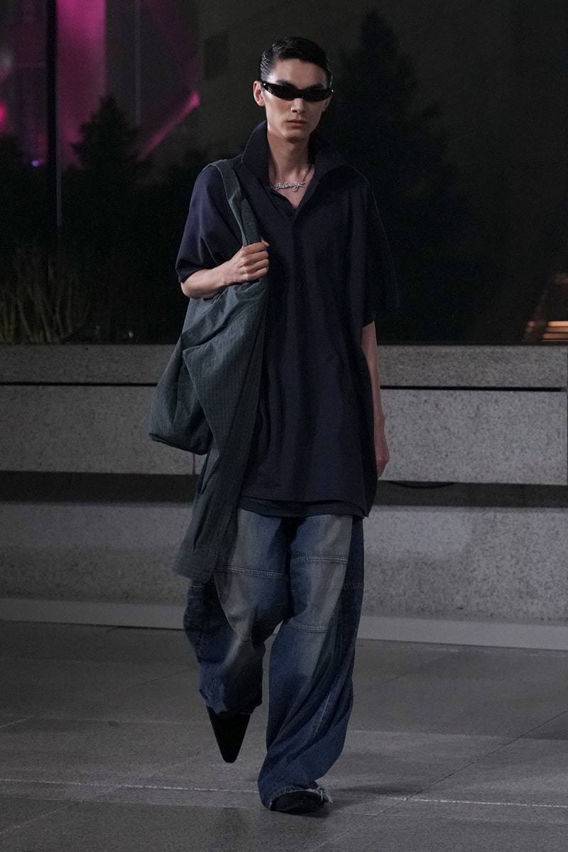 발렌시아가 2025 봄 컬렉션 공개, balenciaga, balenciaga 2025 spring, shanghai, 상하이 발렌시아가, 발렌시아가 쇼, 발렌시아가 컬렉션