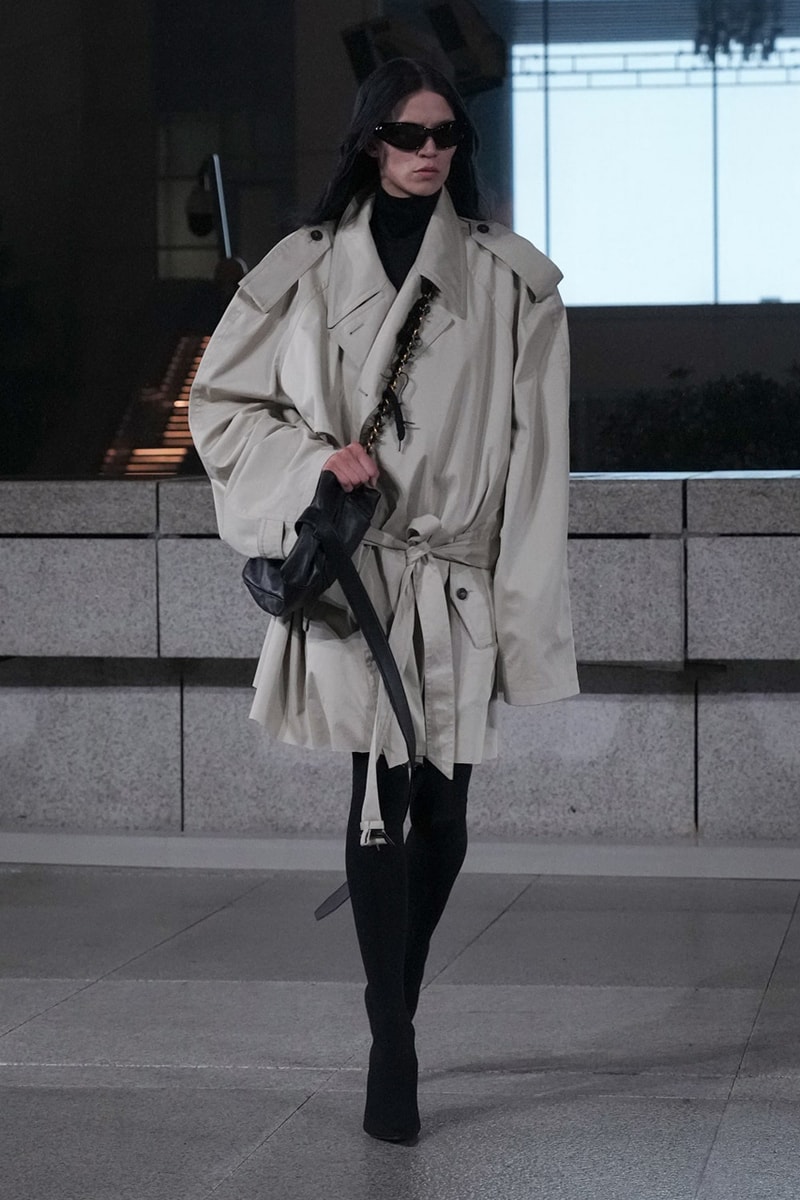 발렌시아가 2025 봄 컬렉션 공개, balenciaga, balenciaga 2025 spring, shanghai, 상하이 발렌시아가, 발렌시아가 쇼, 발렌시아가 컬렉션