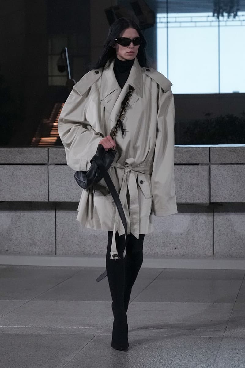 발렌시아가 2025 봄 컬렉션 공개, balenciaga, balenciaga 2025 spring, shanghai, 상하이 발렌시아가, 발렌시아가 쇼, 발렌시아가 컬렉션