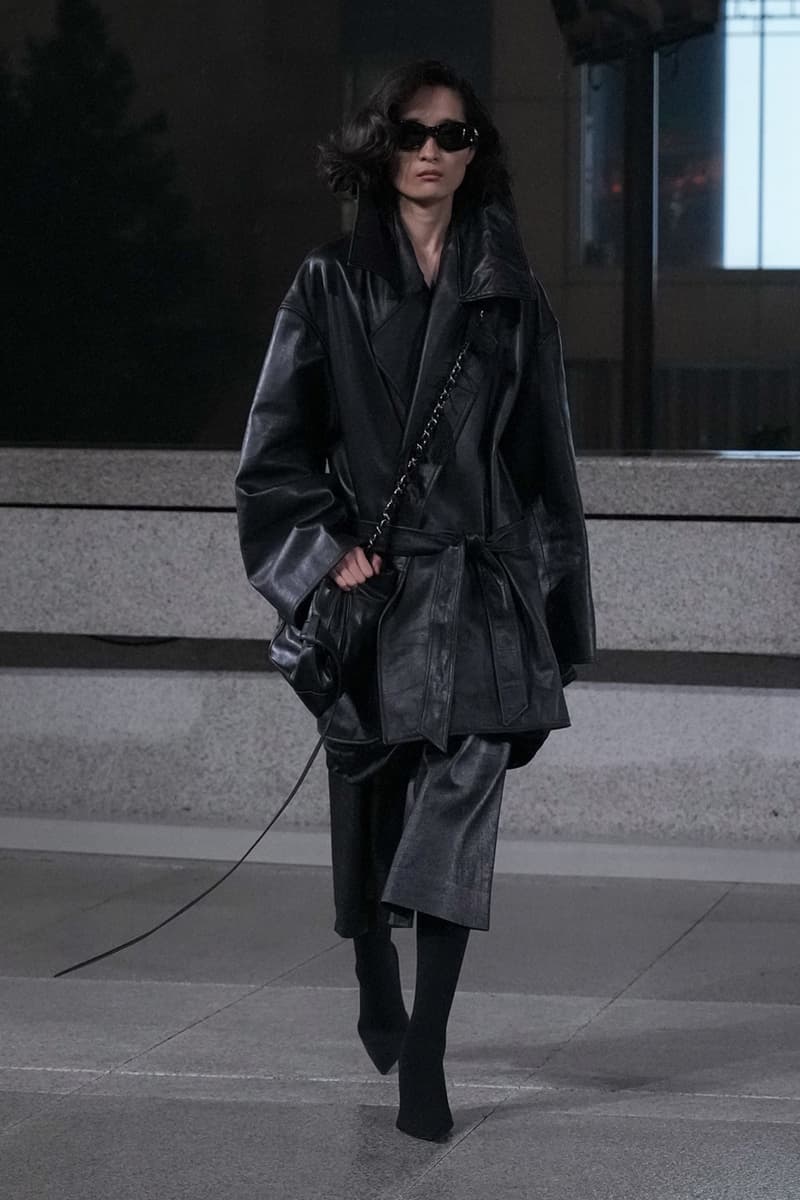 발렌시아가 2025 봄 컬렉션 공개, balenciaga, balenciaga 2025 spring, shanghai, 상하이 발렌시아가, 발렌시아가 쇼, 발렌시아가 컬렉션