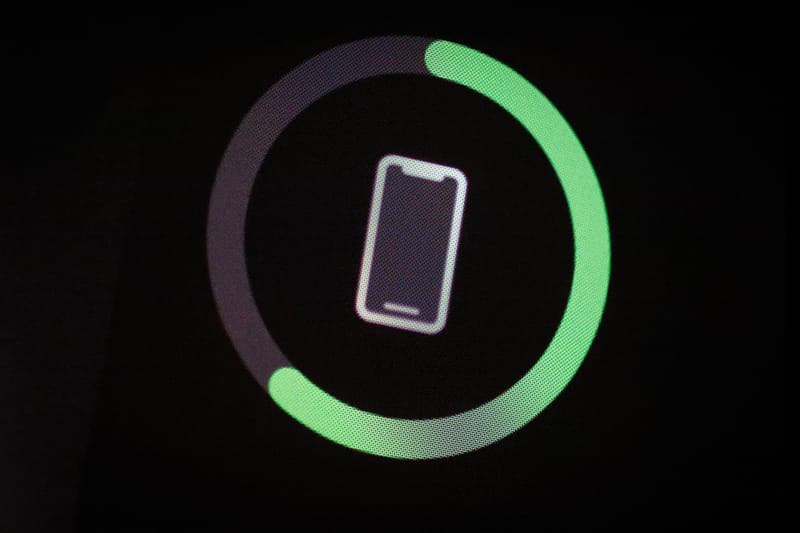 휴대전화 배터리 1분 만에 100%까지 충전 가능하다?