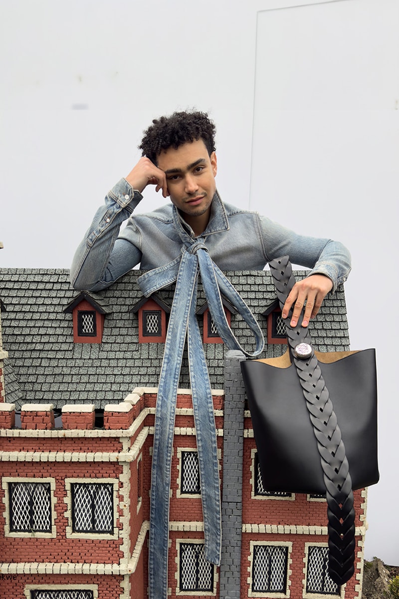 로에베, 유르겐 텔러와 함께한 2024 FW 프리 컬렉션 캠페인 화보 공개, loewe, juergen teller, 로에베, 유르겐 텔러, 프리 컬렉션, 조나단 앤더슨, jw 앤더슨, 070 셰이크, 로에베 온, 로에베 매장, 로에베 코리아