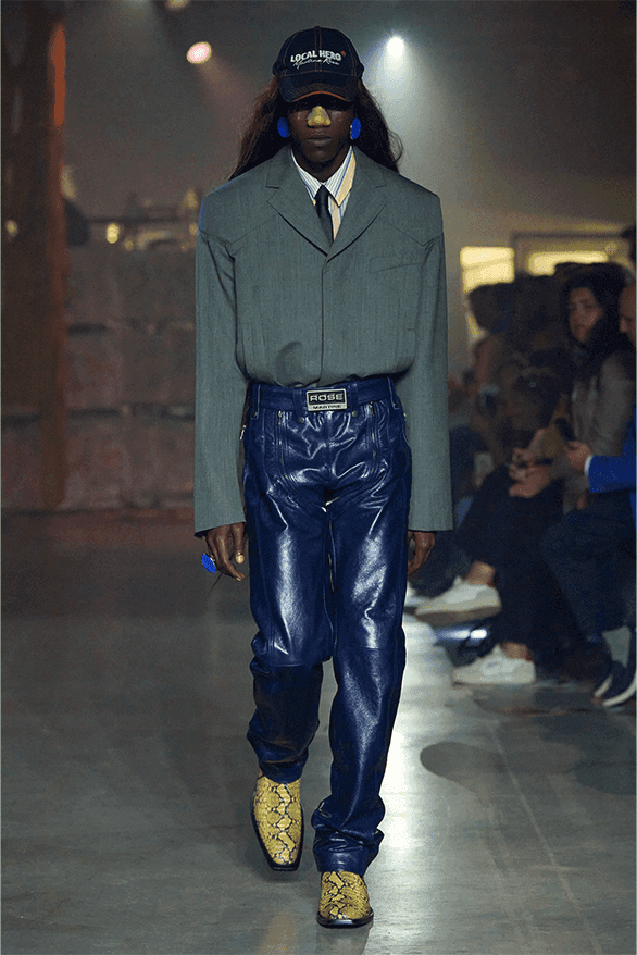 마틴 로즈, 2025 SS 컬렉션 공개, Martine Rose, 2025 spring, summer, 마틴 로즈, martine rose collection, martine rose runway, 마틴 로즈, 에어 맥스 TN