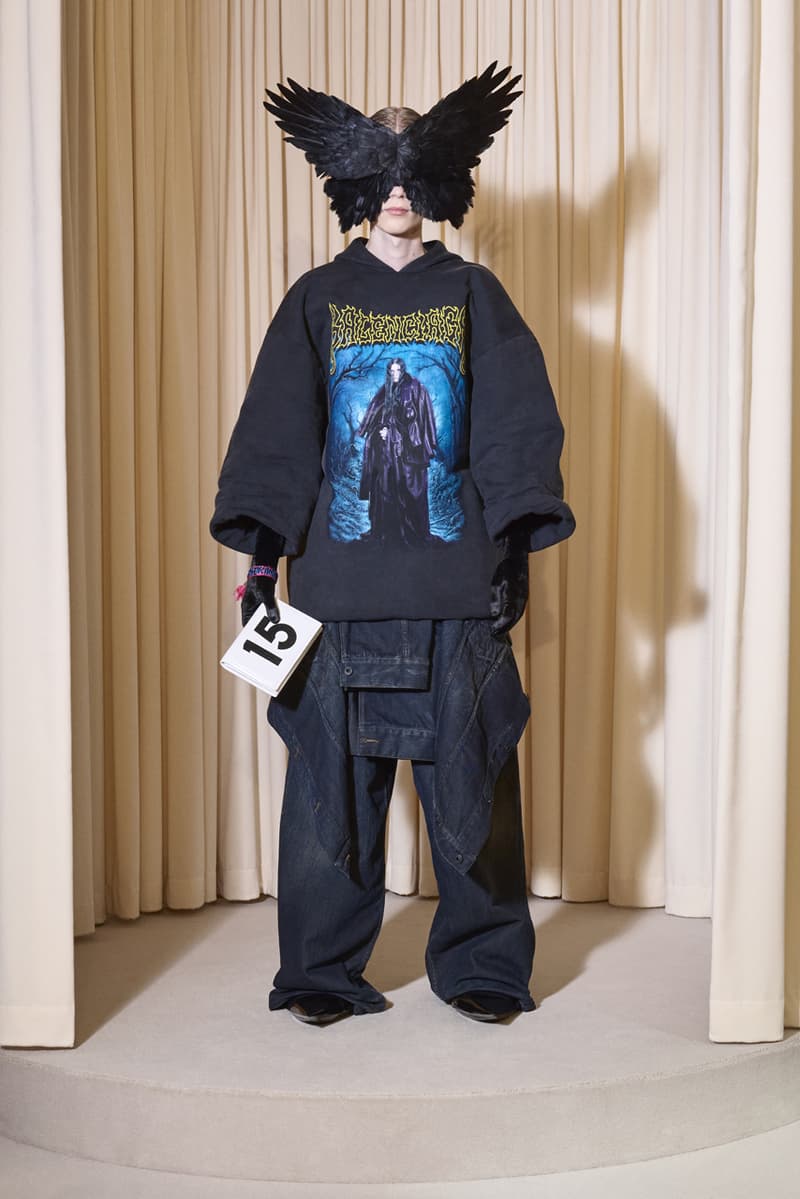 발렌시아가, 53번째 꾸뛰르 컬렉션 공개, Balenciaga, 뎀나, 발렌시아가, 뎀나 바잘리아, Balenciaga Couture, Demna, 발렌시아가 컬렉션, 발렌시아가 옷, 오뜨 꾸뛰르, 꾸뛰리에, 쿠튀르