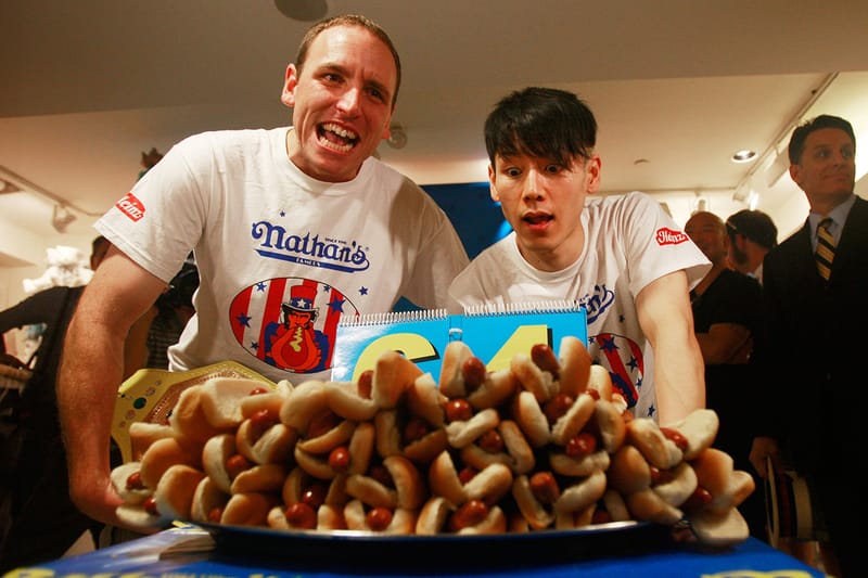 넷플릭스, ‘국제 핫도그 많이 먹기 대회’ 생중계한다