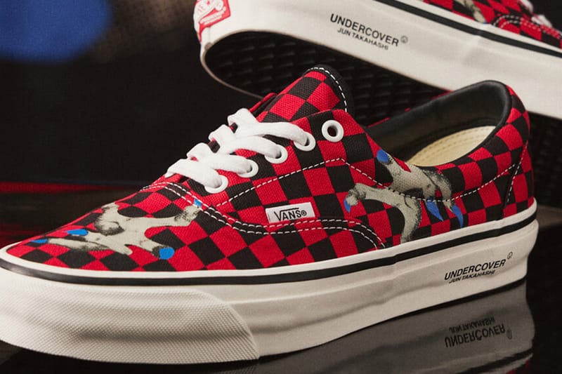 언더커버 x OTW 바이 반스 스니커 출시