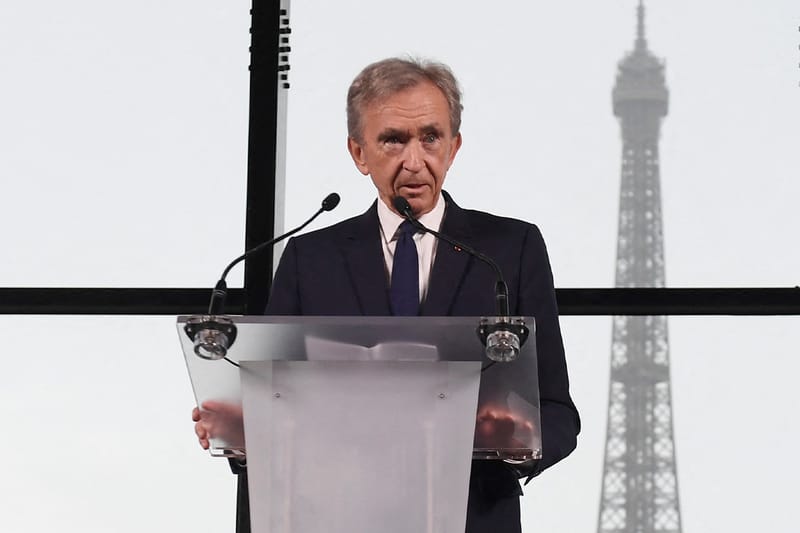 베르나르 아르노, “언젠가 루이 비통과 스페이스X의 협업 로켓을 보게 될 수도 있을 것”