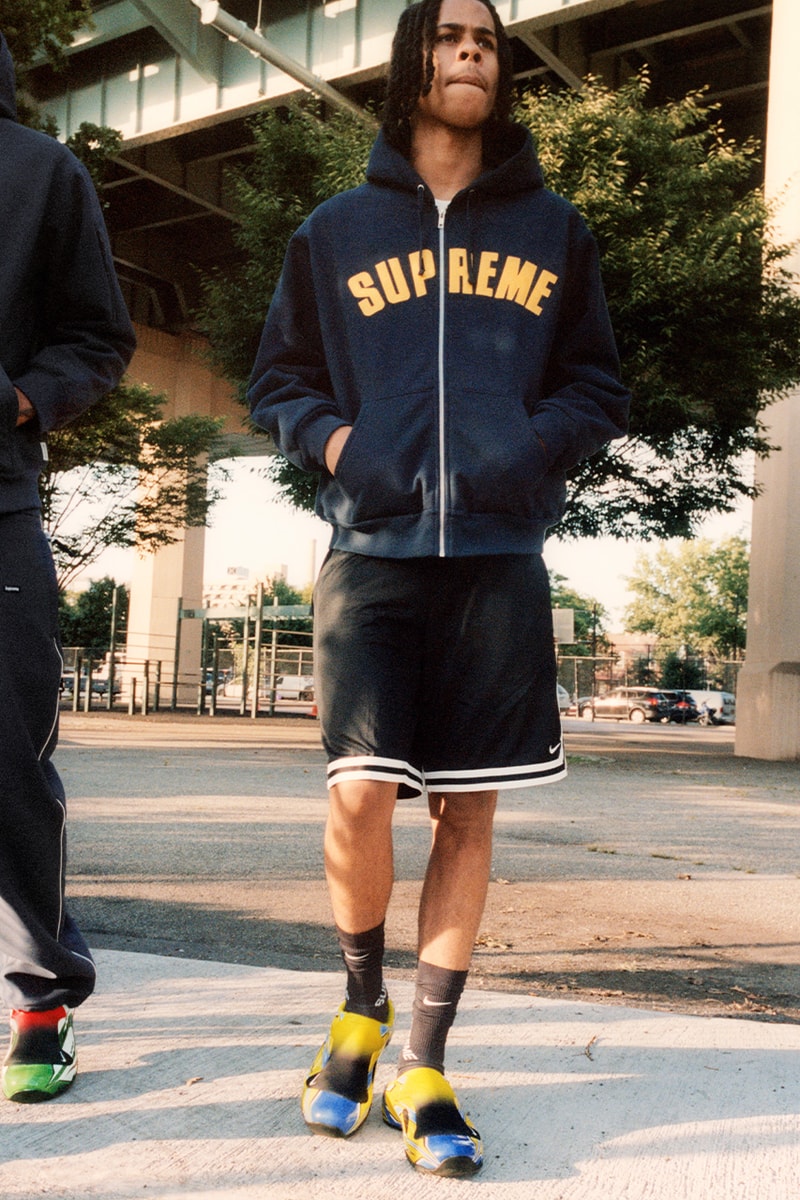 나이키와 슈프림 협업 클로그포짓이 출시된다, Nike, Supreme, Clogposite