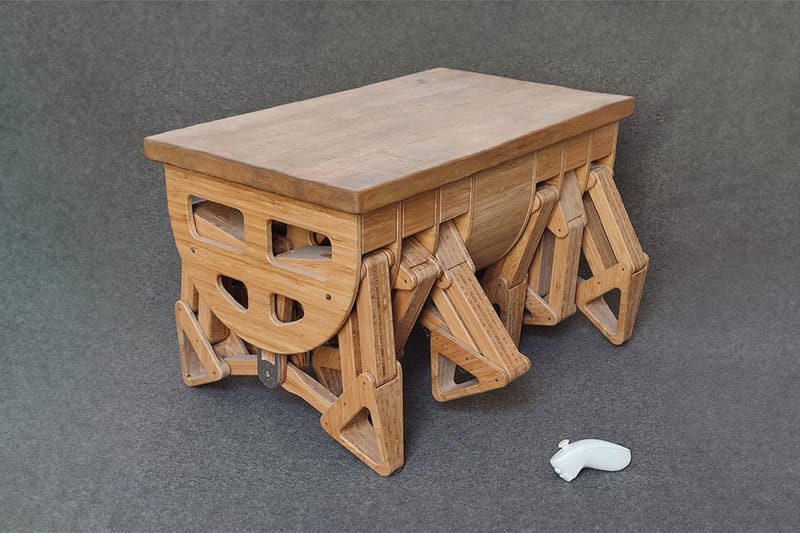 걸어다니는 커피 테이블 ‘카펜터 포드’가 공개됐다