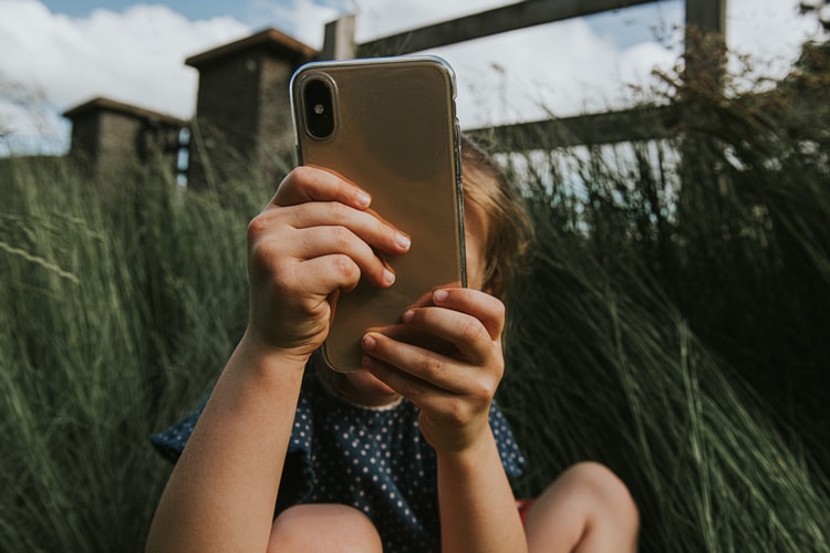 메타가 18세 미만 가입자 계정을 제한한다