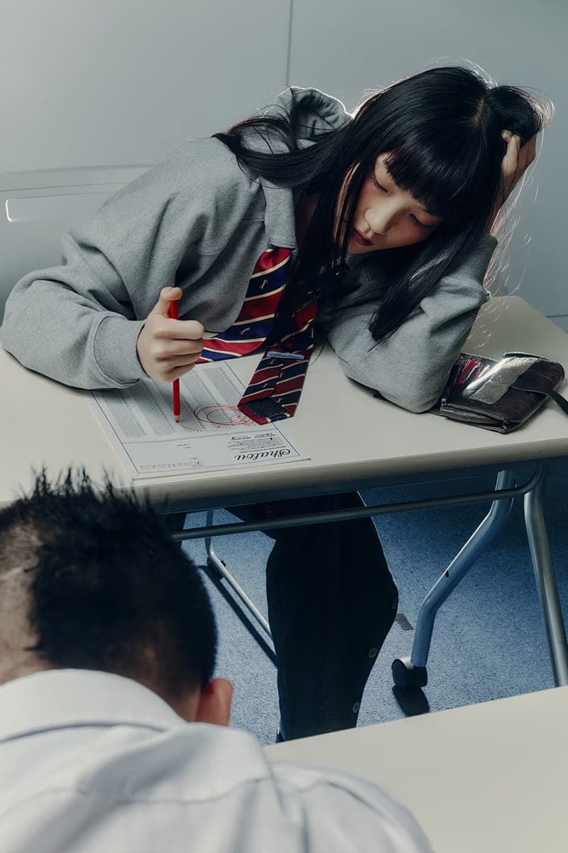 아시아 교육 시스템을 풍자한 샬루 24 FW 컬렉션 공개