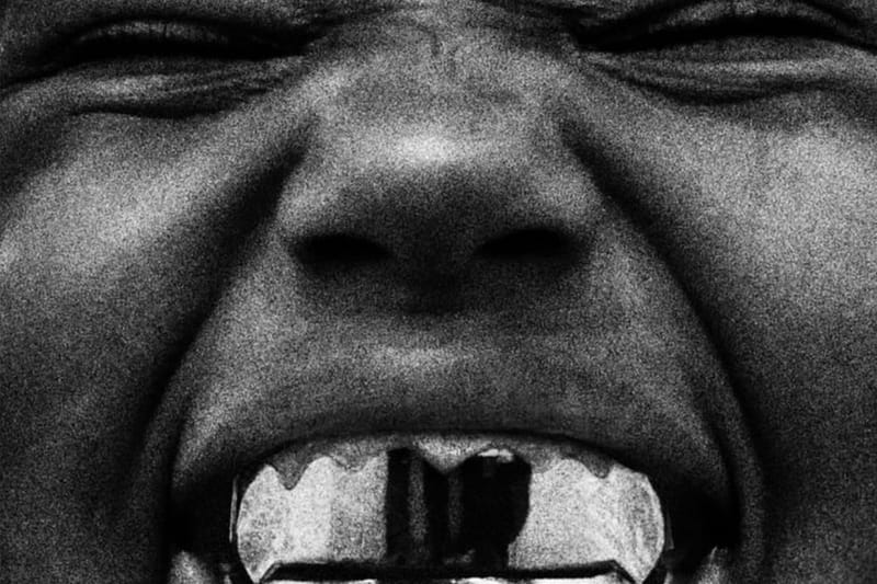 칸예 웨스트의 새 앨범 <BULLY> 머천다이즈가 출시됐다