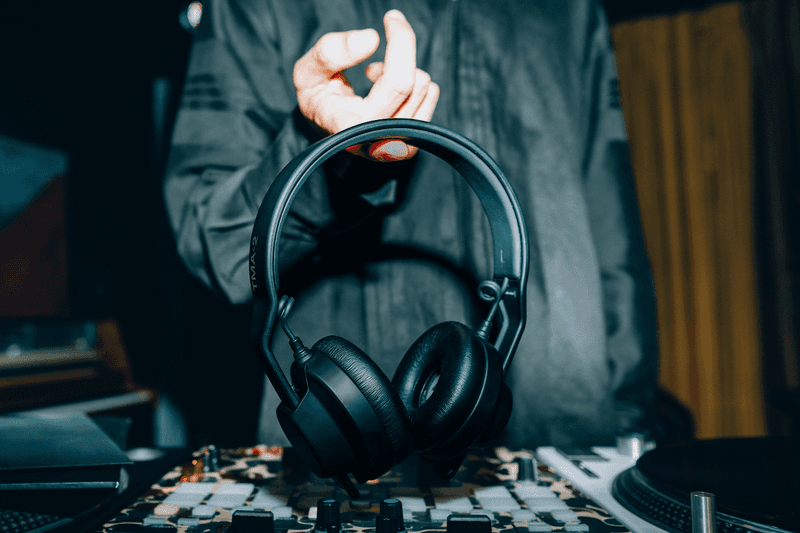 AIAIAI, 세계 최초의 무선 DJ 헤드폰 공개