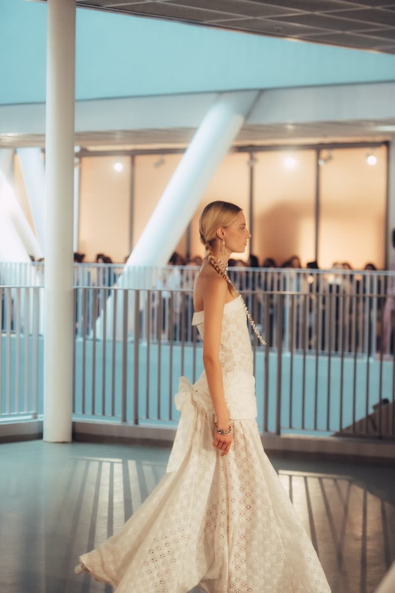 홍콩에서 다시 선보이는 샤넬 2024/25 크루즈 컬렉션