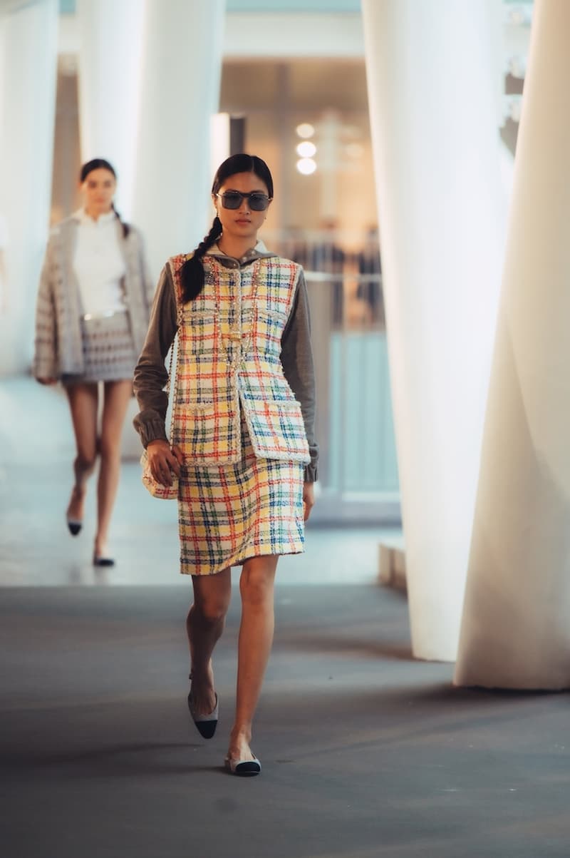 홍콩에서 다시 선보이는 샤넬 2024/25 크루즈 컬렉션