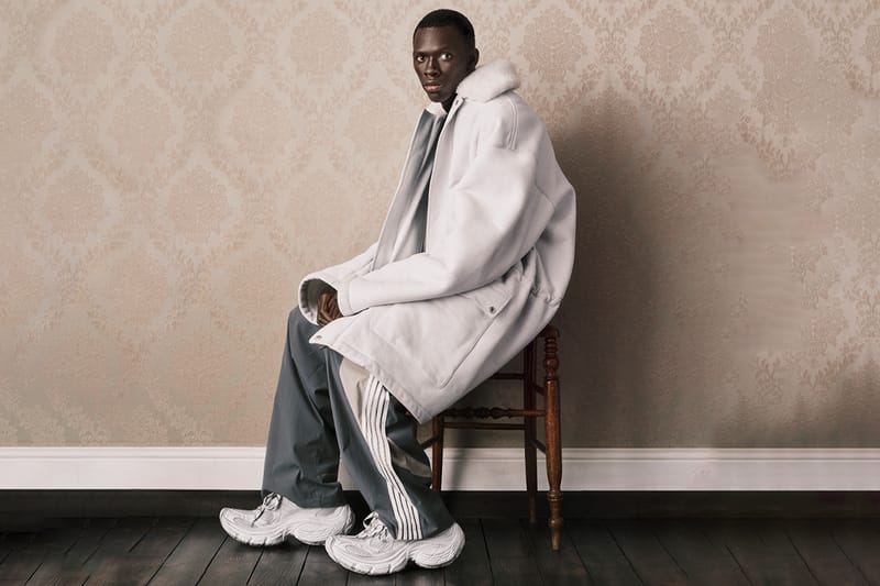 발렌시아가 6XL 스니커 캠페인 공개