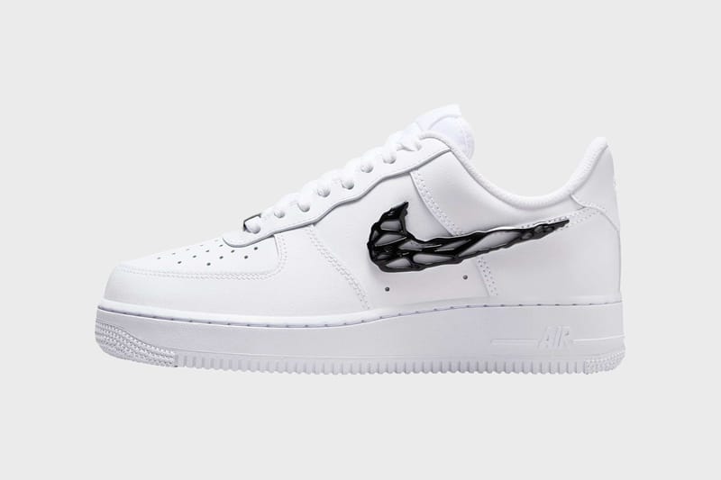 메탈 스우시가 부착된 나이키 에어 포스 1 공개