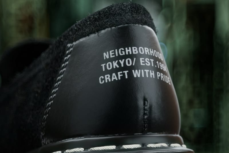 닥터마틴 x 네이버후드 협업 풋 웨어 출시 정보