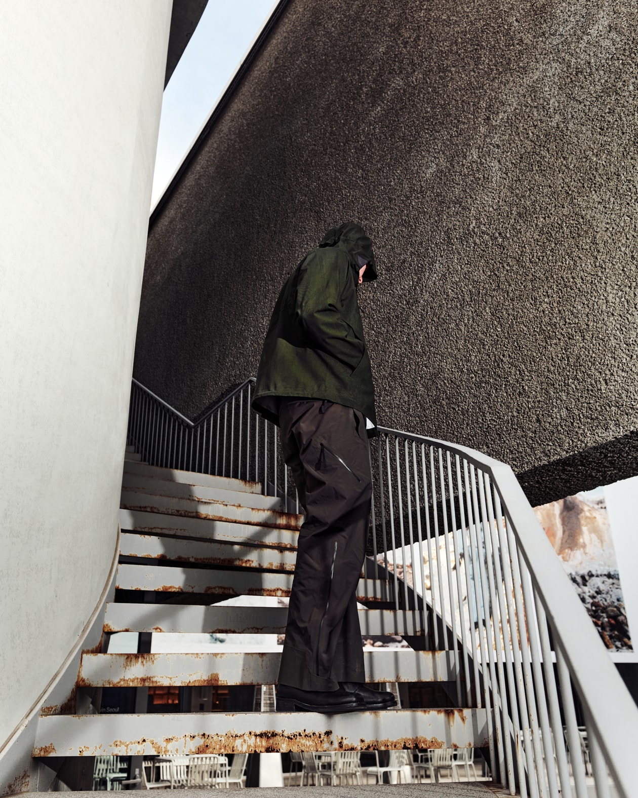 _J.L-A.L_ 장 뤽 앰브리지 라벨 인터뷰: 베일에 감춰진 독학 디자이너