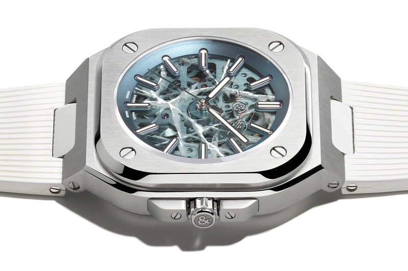 벨앤로스 BR-05 스켈레톤 ‘아틱 블루’가 출시됐다, bell and ross