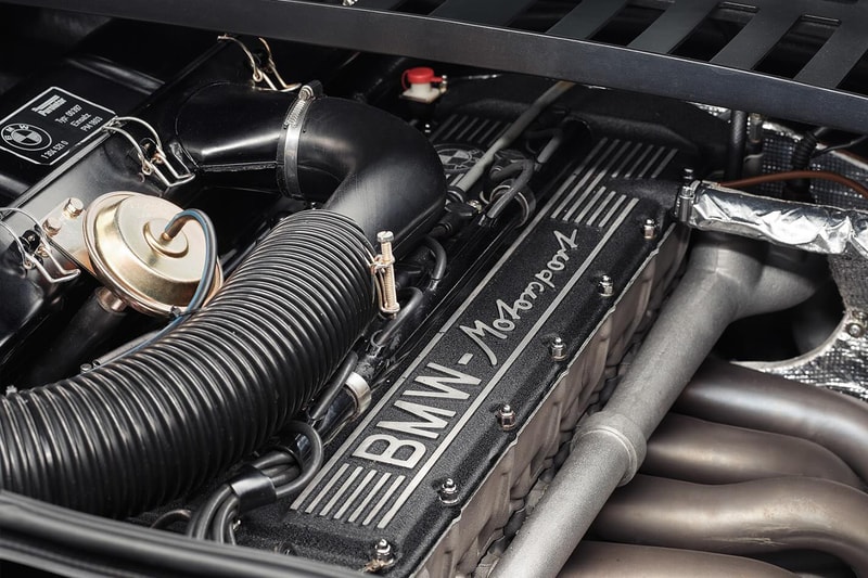 키스의 로니 피그 협업 1981년식 BMW M1 E26 살펴보기