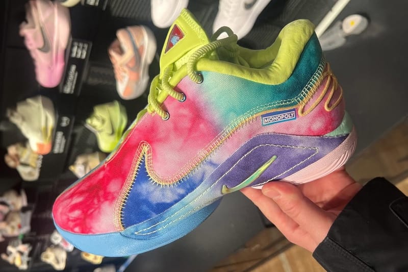 모노폴리 X 나이키 르브론 22 ‘왓 더’ 에디션 공개