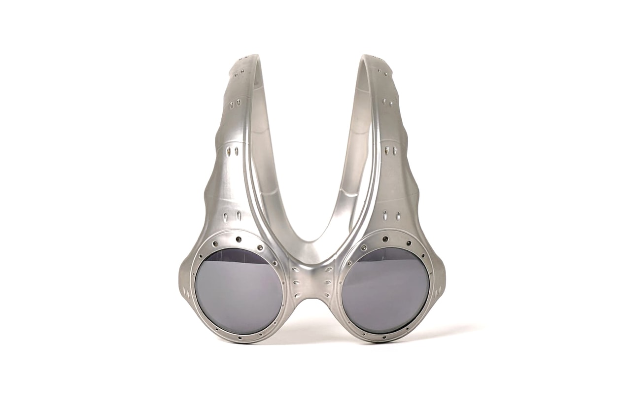 ‘하입비스트’ 직원들이 000에게 주고 싶은 연말 선물 리스트 7, 칸예, 오아시스, 리암갤러거, 노엘갤러거, 뉴진스, 지드래곤, 지디, 빈지노, 롯데자이언츠, 주술회전