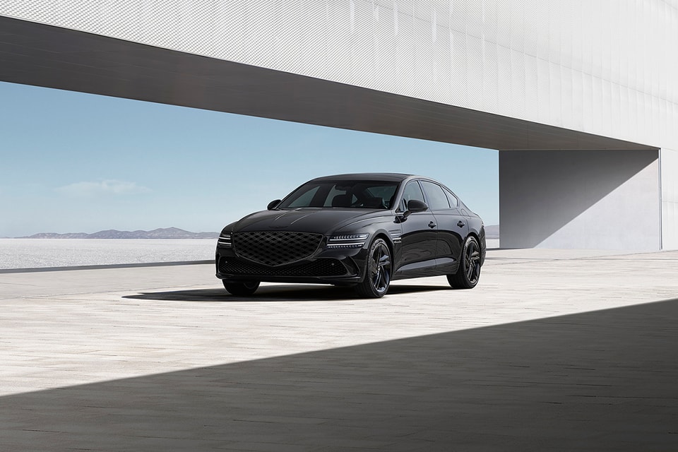 ์ ๋ค์์ค, ์ฌ๋ธ๋ ์ปฌ๋ฌ๊ฐ ๋๋ณด์ด๋ G80 ๋ธ๋ ์ถ์