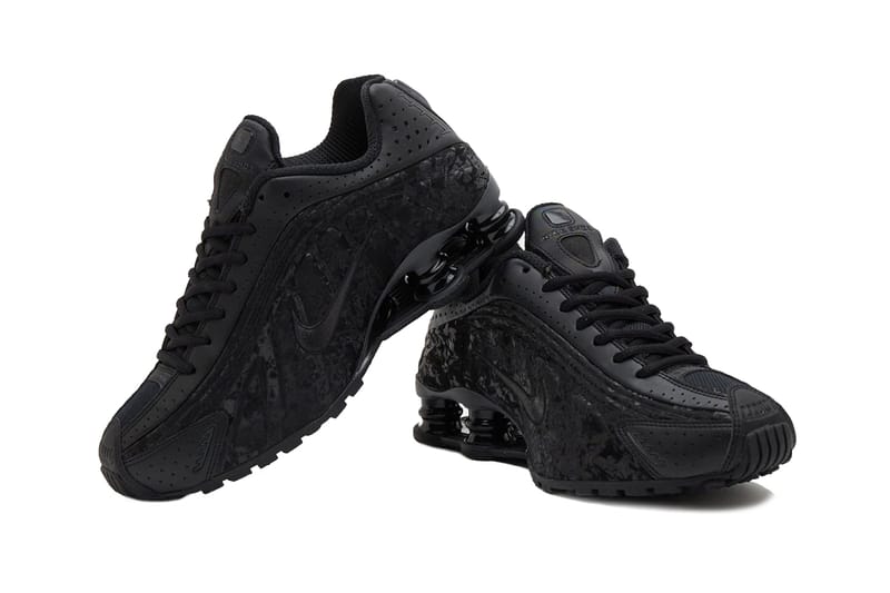 나이키 샥스 R4 ‘블랙 플로럴’ 공개