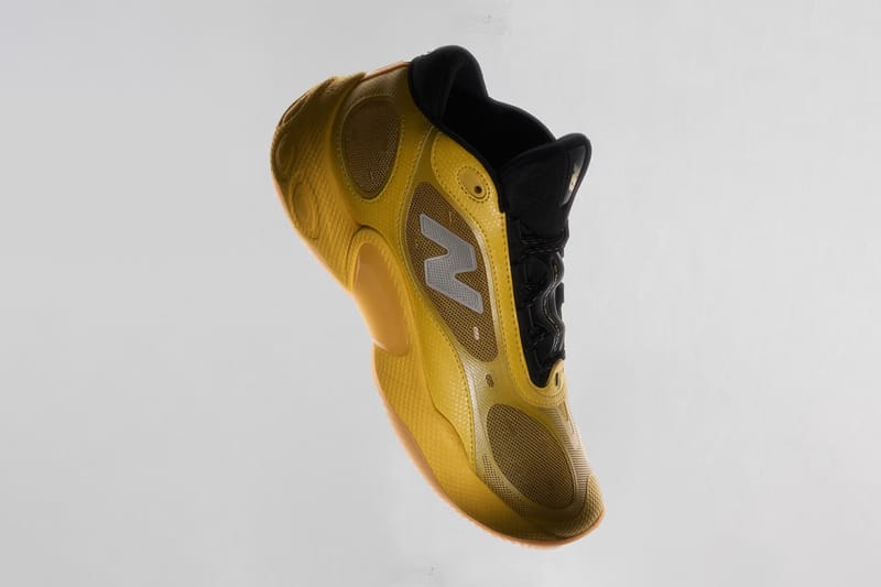 브릭스 앤 우드 x 뉴발란스 ‘A Different Bounce’ 컬렉션 출시