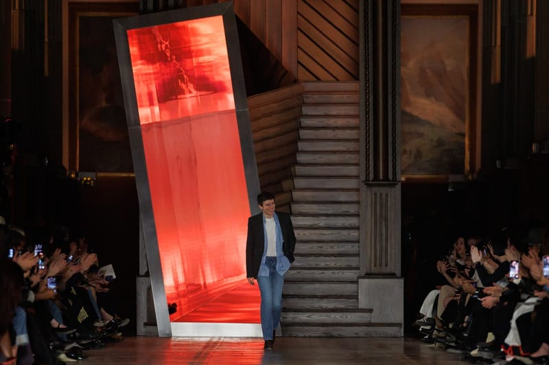 댄디즘의 재해석, 맥퀸 2025 가을, 겨울 컬렉션