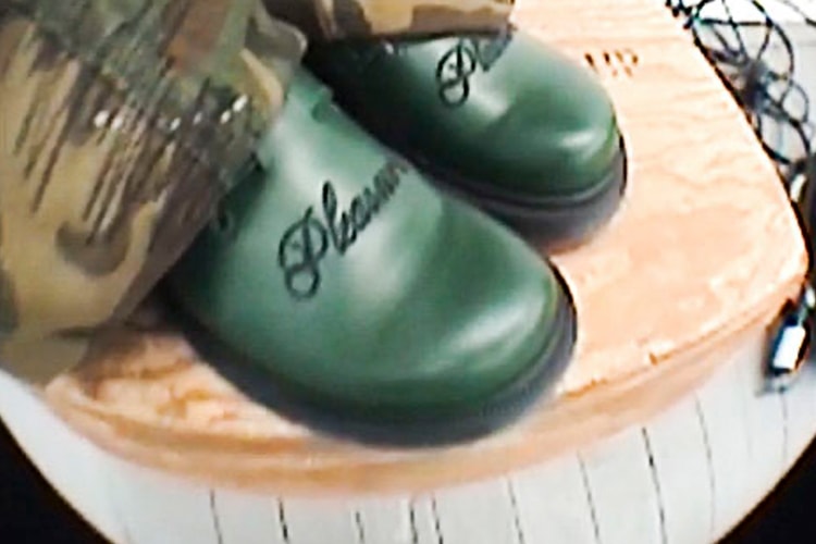 플레져스 x 닥터마틴 협업 공개