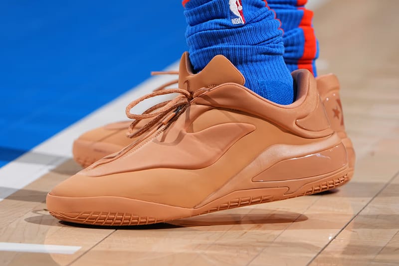 샤이 길저스 x 컨버스 협업 ‘샤이 001’ 공개