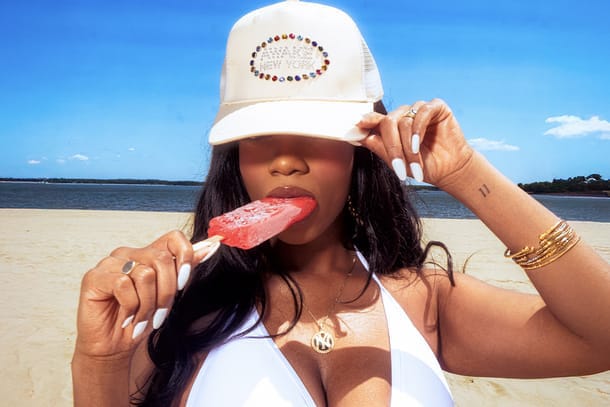 어웨이크 NY 2025 여름 컬렉션 공개