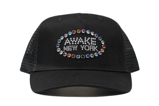 어웨이크 NY 2025 여름 컬렉션 공개