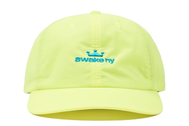 어웨이크 NY 2025 여름 컬렉션 공개