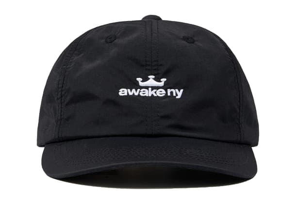 어웨이크 NY 2025 여름 컬렉션 공개