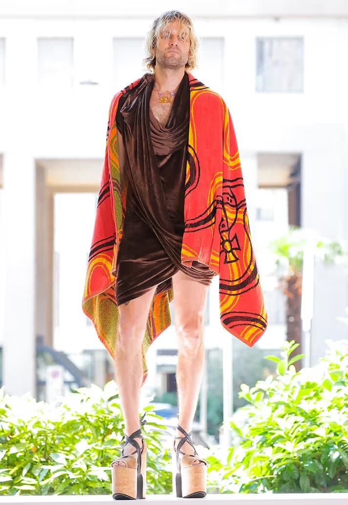 비비안 웨스트우드 26 SS 남성복 컬렉션 공개