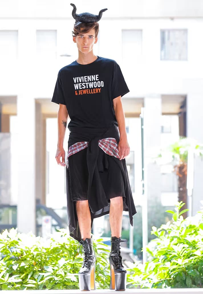 비비안 웨스트우드 26 SS 남성복 컬렉션 공개
