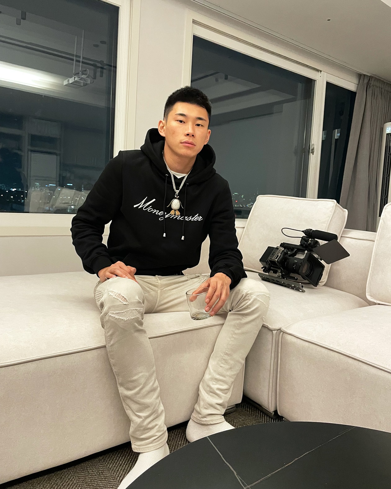 포티 몽키 인터뷰: 빈지노를 태운 특급행 열차