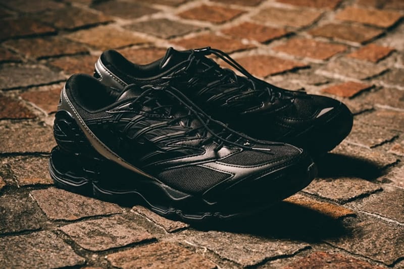 미즈노, ‘누벨바그’에서 영감받은 새로운 스니커 공개