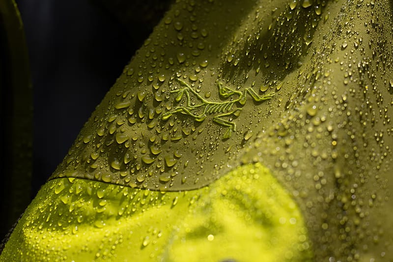 아크테릭스, ePE 멤브레인 적용한 ‘베타 AR 재킷’ 출시