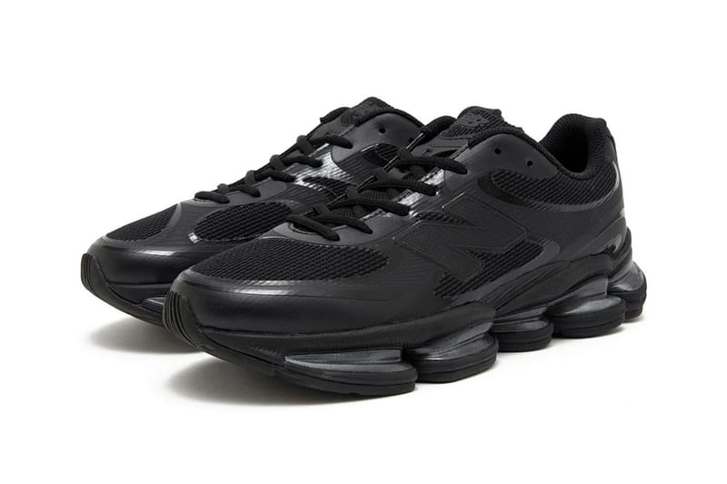 뉴발란스 앱졸브 2000 ‘트리플 블랙’ 공개