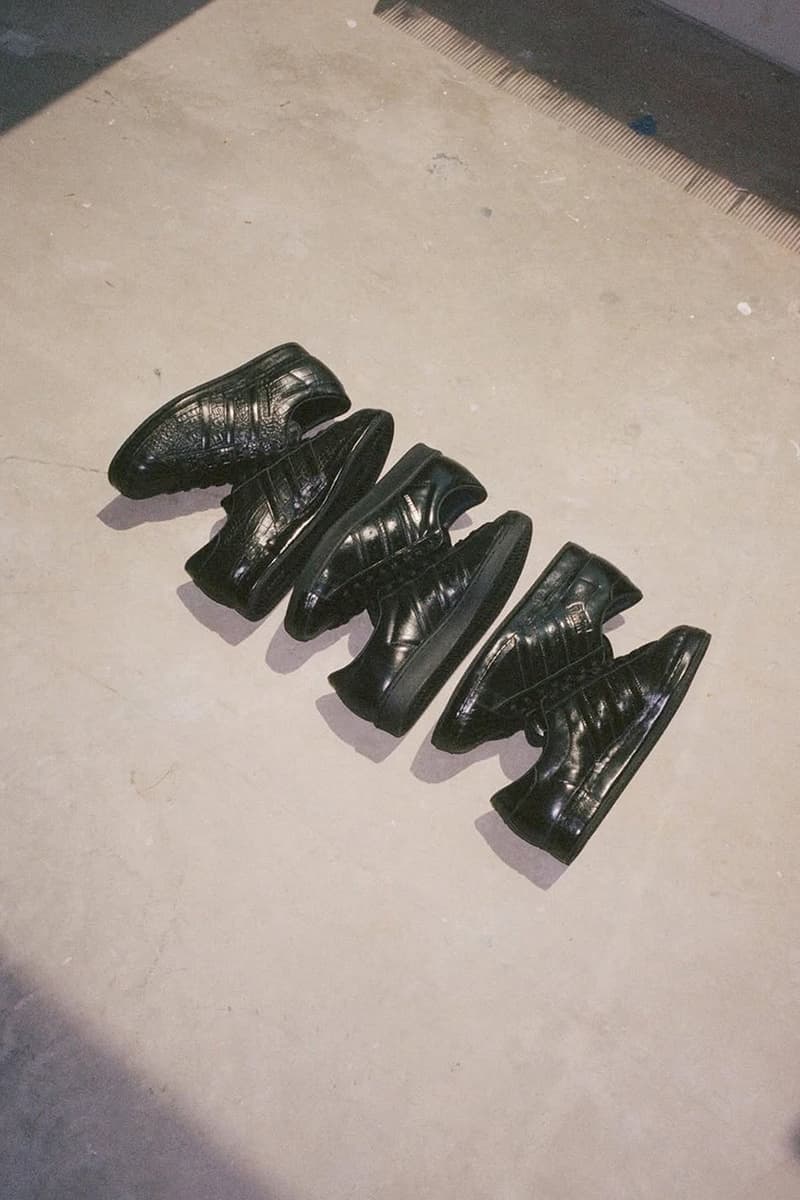 로니 피그가 공개한 키스 x 아디다스 슈퍼스타 ‘블랙 타이 2.0’