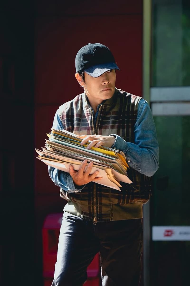 박찬욱 감독의 영화 ‘어쩔수가없다’ 스틸 공개