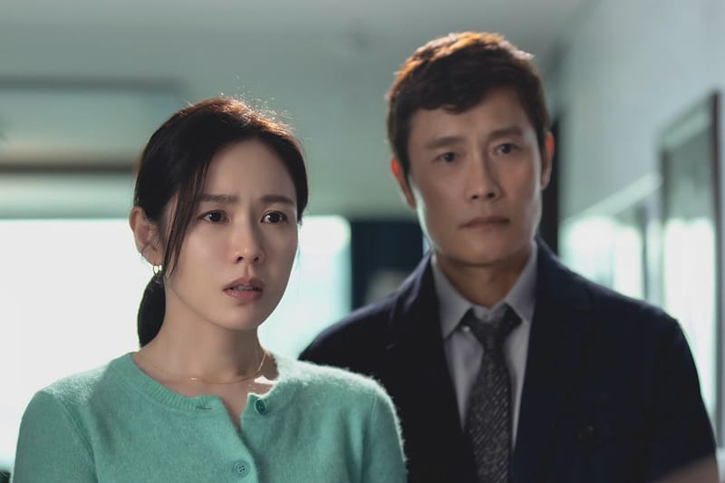 박찬욱 감독의 영화 ‘어쩔수가없다’ 스틸 공개