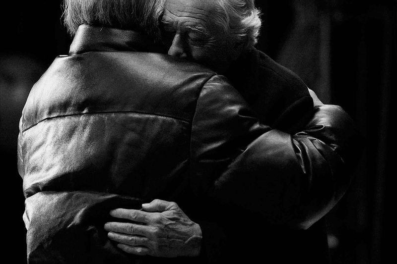 몽클레르의 새로운 캠페인 ‘워머 투게더’ 공개