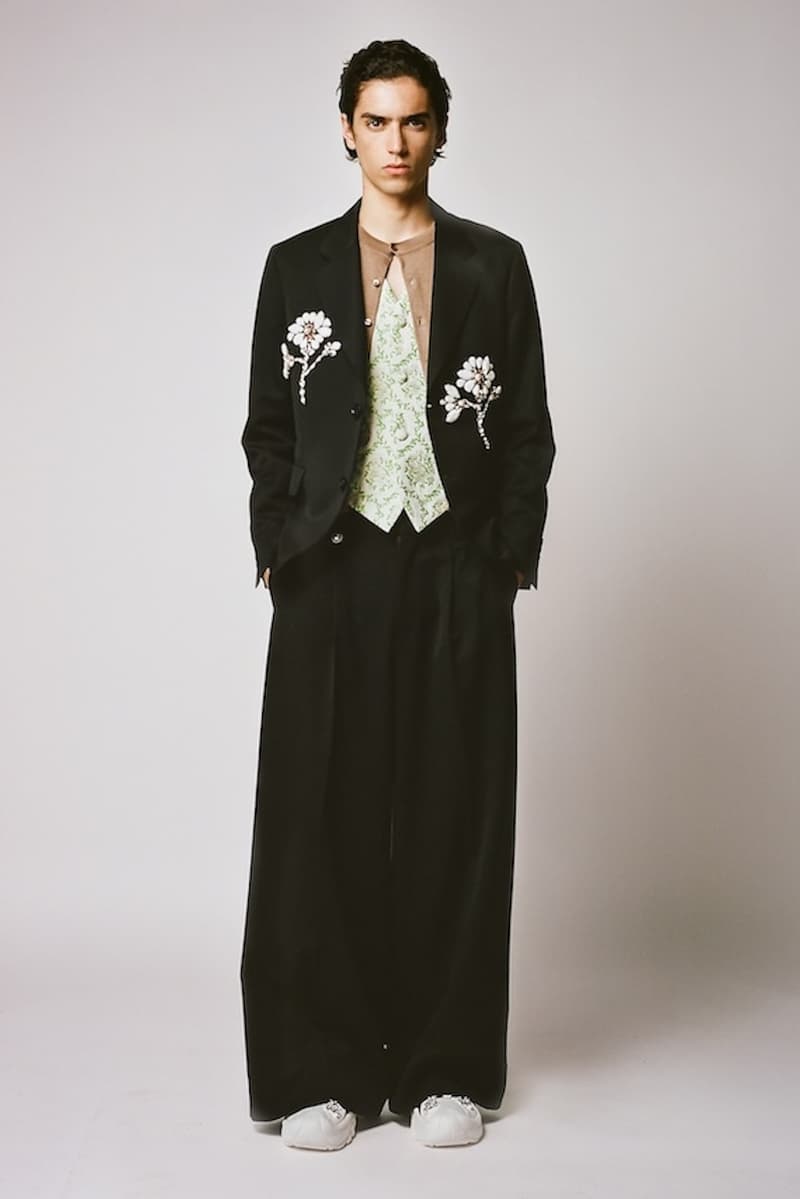 시몬 로샤 2026 봄, 여름 맨즈웨어 컬렉션 공개 