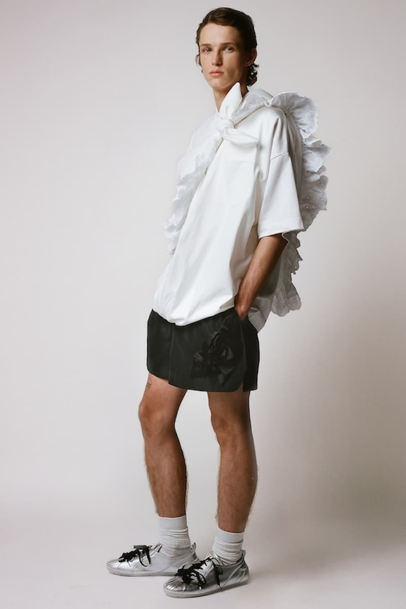 시몬 로샤 2026 봄, 여름 맨즈웨어 컬렉션 공개 